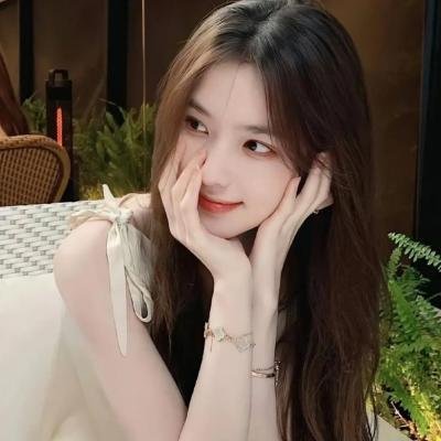 老艺术家孙女酒吧消费天价，被批炫富，72小时持续发酵